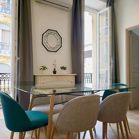 Urban 3 * Nicea
