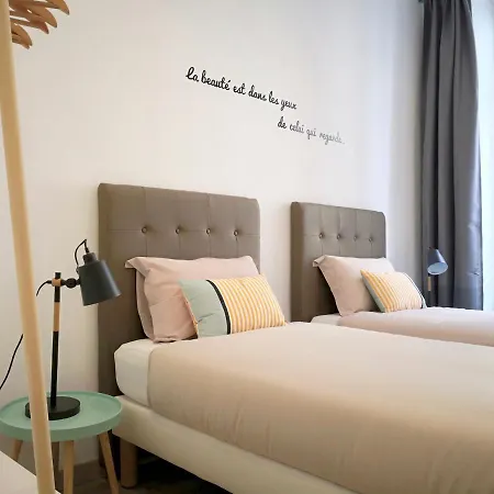 Urban 3 Apartment *