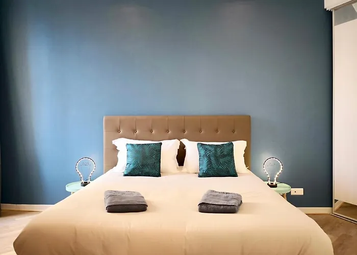 Urban 3 Apartment *